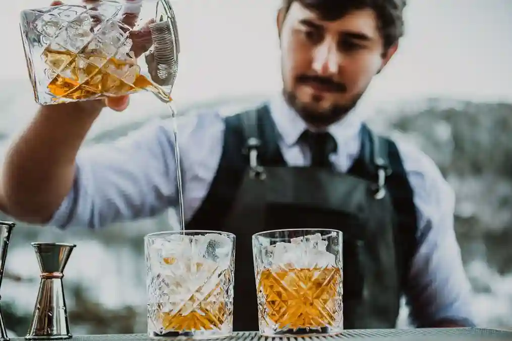 APRES PAGE, main image 3