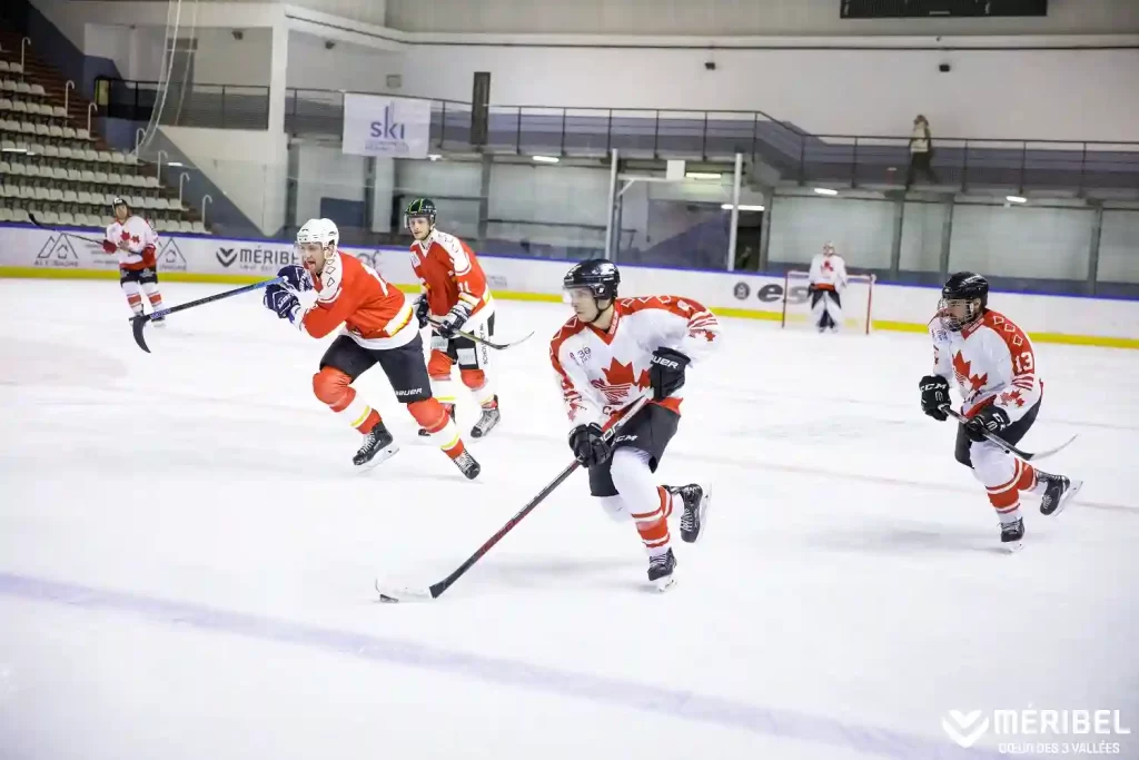 NIGHT TIME page - footer image 2