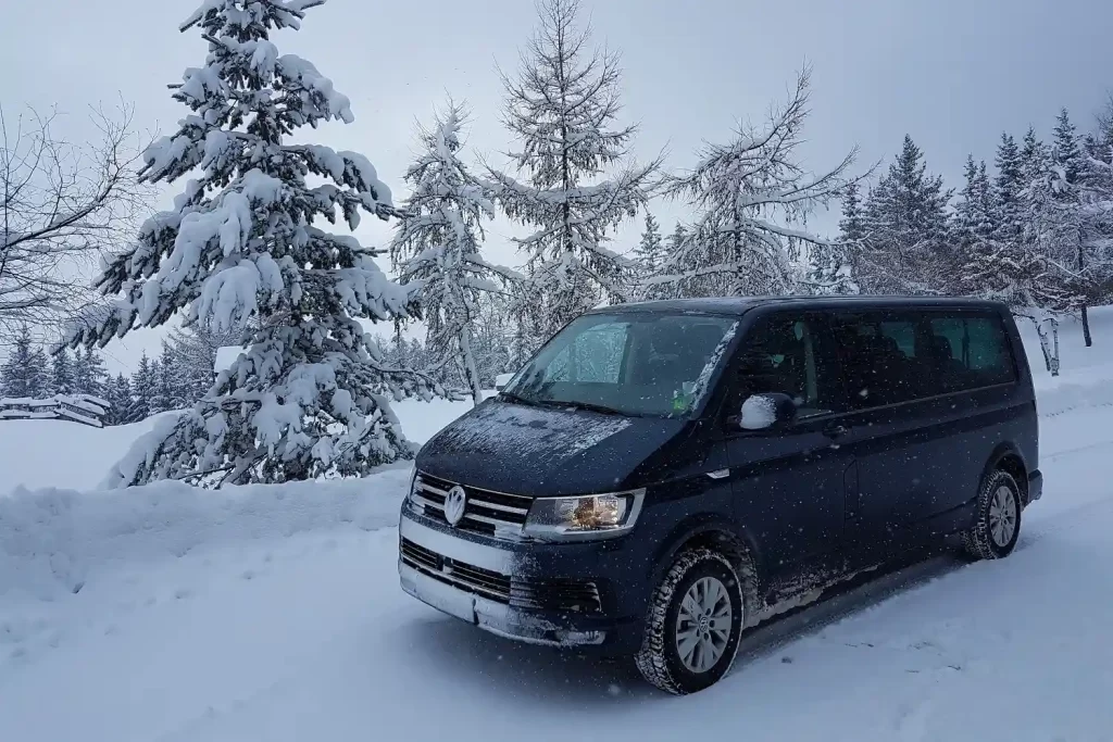 TRAVEL PAGE - image 3